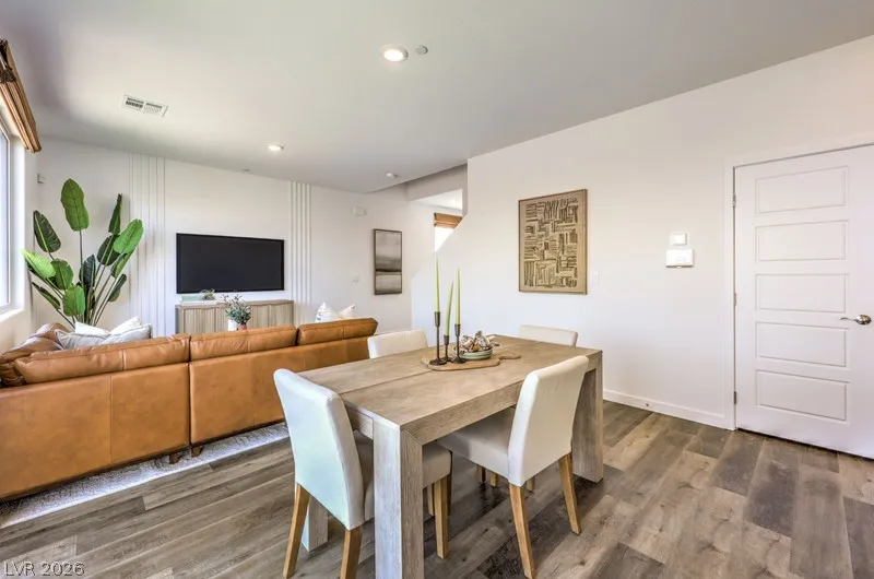 7343 BALENGER BAY AVE North Las Vegas, NV 89084