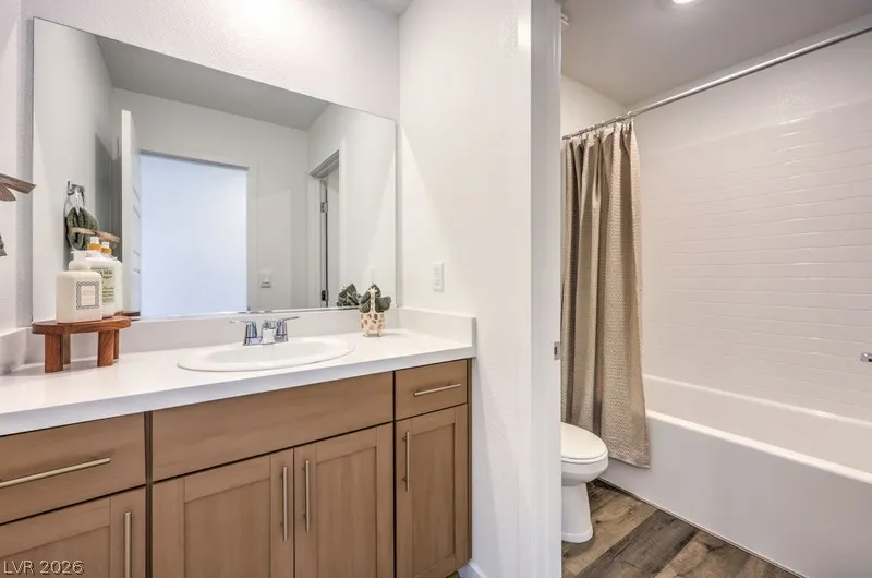 7343 BALENGER BAY AVE North Las Vegas, NV 89084
