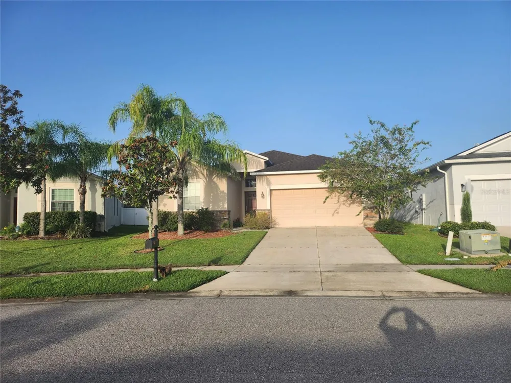 2555 CARRICKTON CIRCLE Orlando, FL 32824