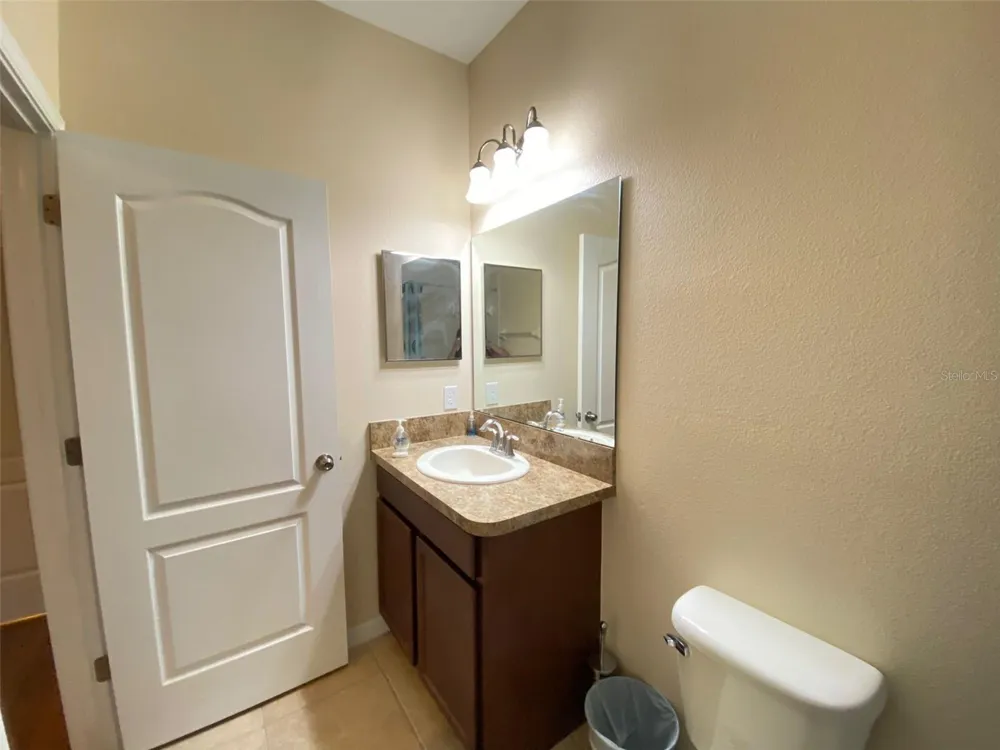 2555 CARRICKTON CIRCLE Orlando, FL 32824