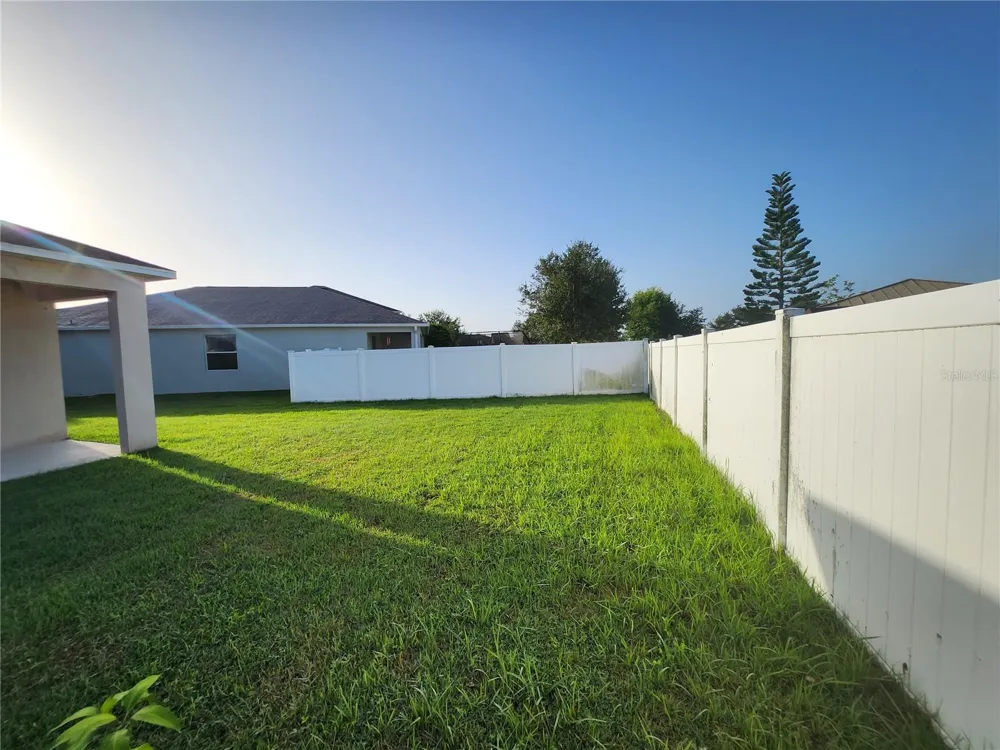 2555 CARRICKTON CIRCLE Orlando, FL 32824