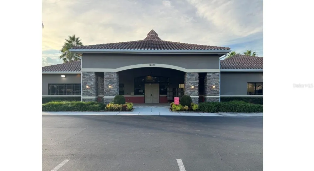 2555 CARRICKTON CIRCLE Orlando, FL 32824