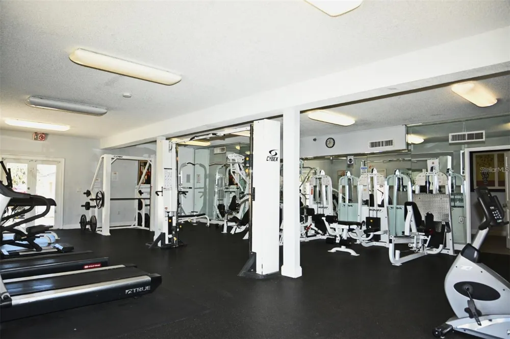 452 BANYON TREE CIRCLE #200 Maitland, FL 32751