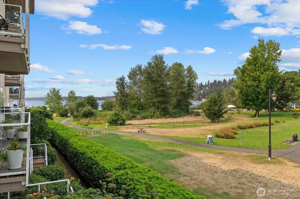 9715 NE Juanita Drive #210B Kirkland, WA 98034
