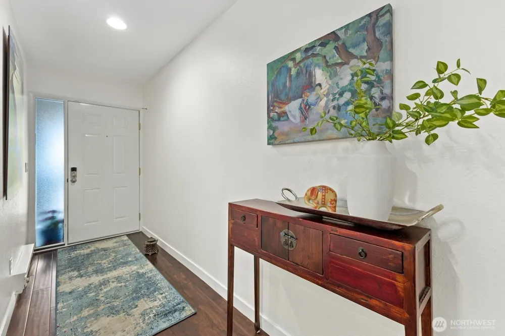 9715 NE Juanita Drive #210B Kirkland, WA 98034