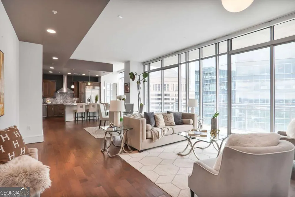 1065 Peachtree ST NE Atlanta, GA 30309