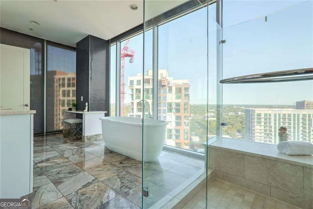 1065 Peachtree ST NE Atlanta, GA 30309