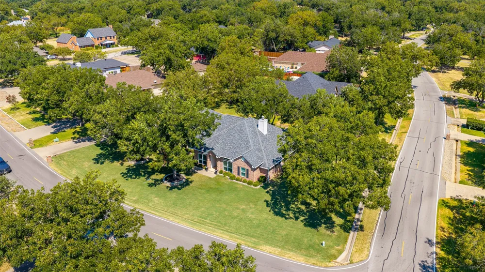 8931 Brierfield Road Granbury, TX 76049
