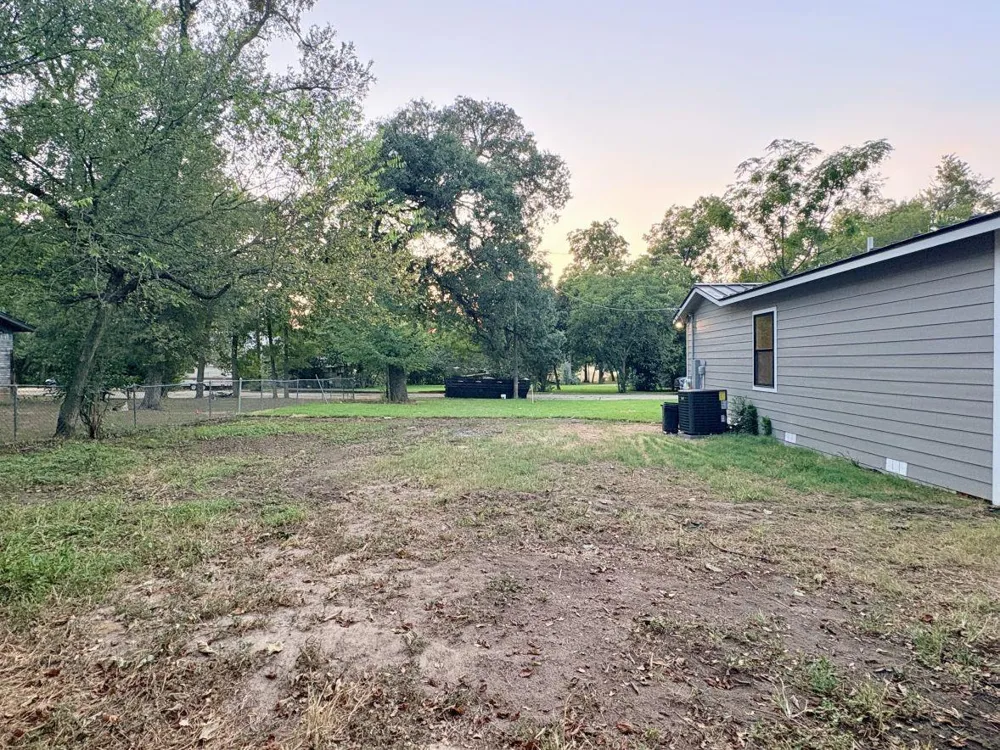 2003 Terral Court Cameron, TX 76520
