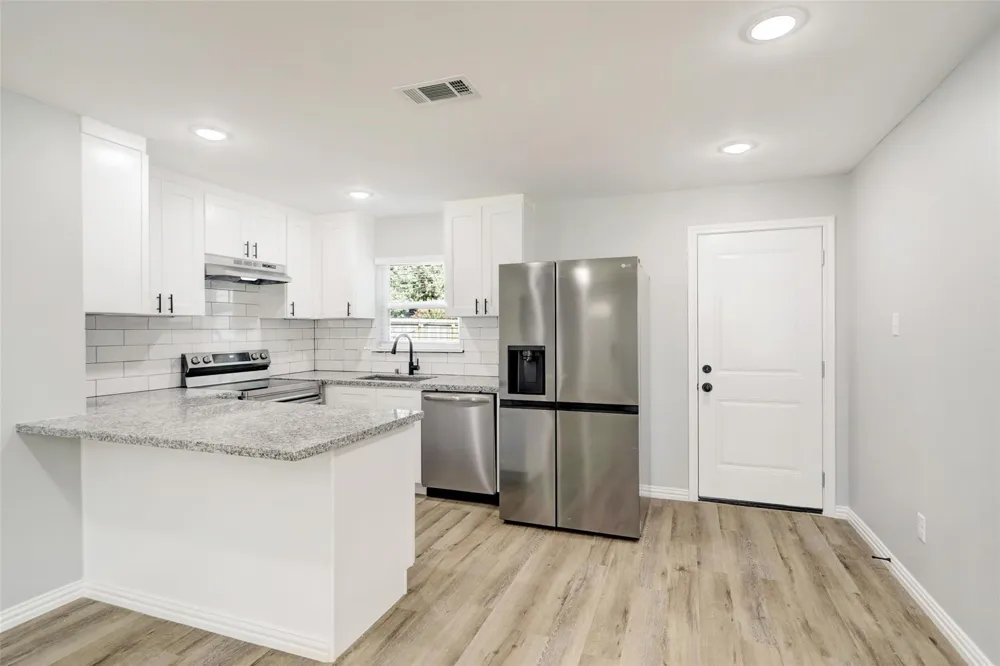 1107 Valerie Avenue Pasadena, TX 77502