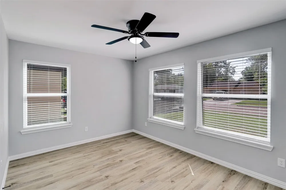 1107 Valerie Avenue Pasadena, TX 77502