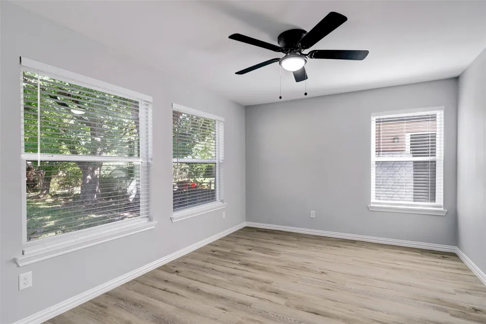 1107 Valerie Avenue Pasadena, TX 77502
