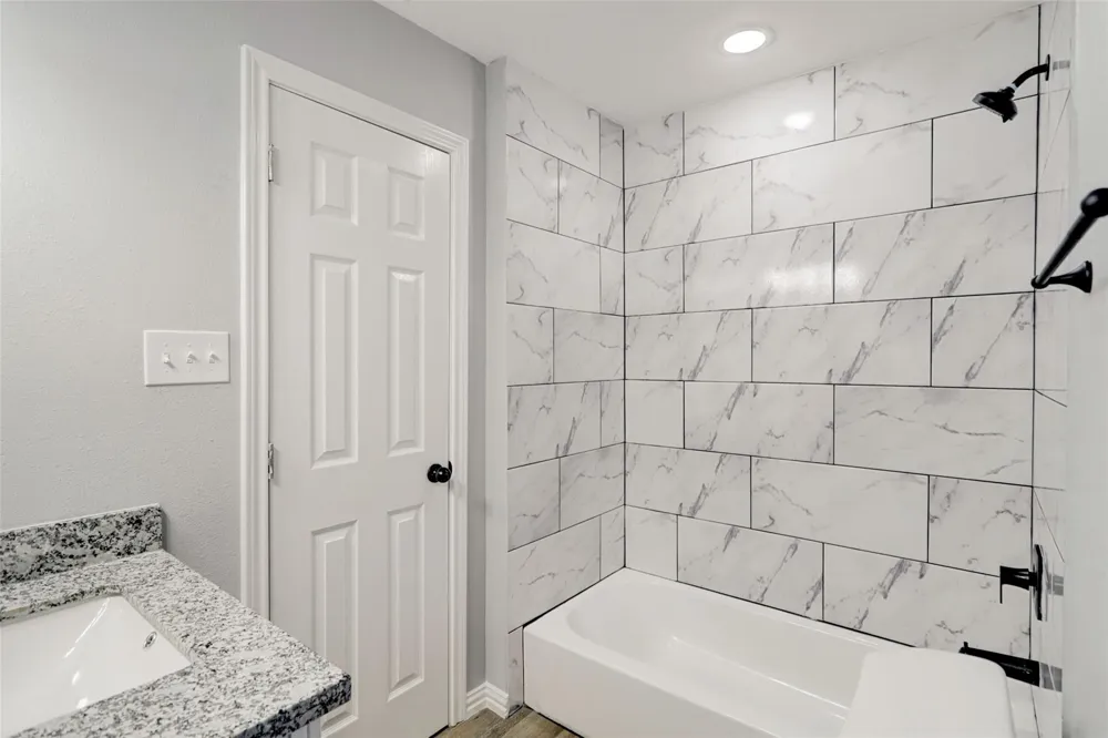 1107 Valerie Avenue Pasadena, TX 77502