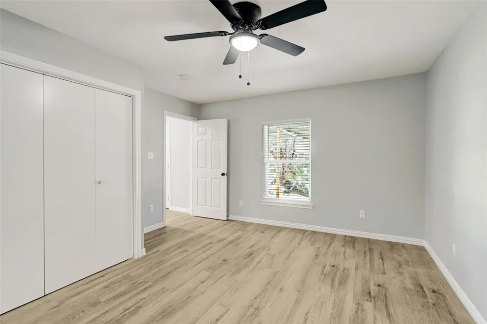 1107 Valerie Avenue Pasadena, TX 77502