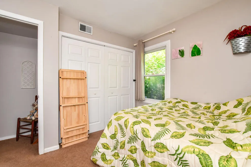 2510 Dexter Avenue Kalamazoo, MI 49004