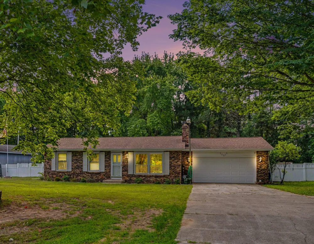 10211 Almena Drive Kalamazoo, MI 49009