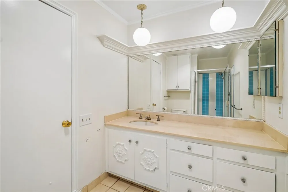 32709 Seagate #H Rancho Palos Verdes, CA 90275