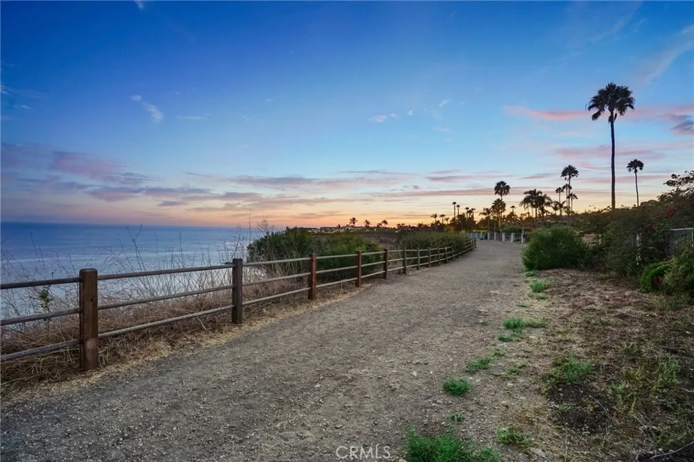 32709 Seagate #H Rancho Palos Verdes, CA 90275