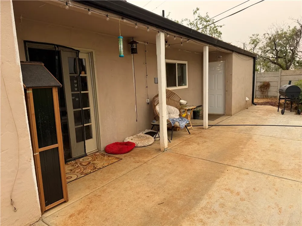 51 Roe Paradise, CA 95969