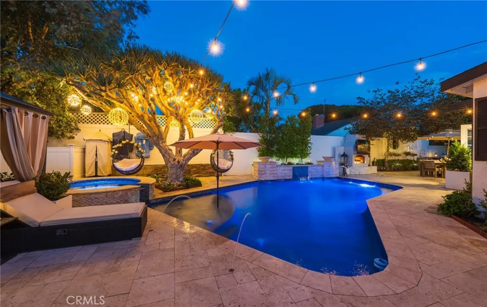 1861 W Chalet Anaheim, CA 92804