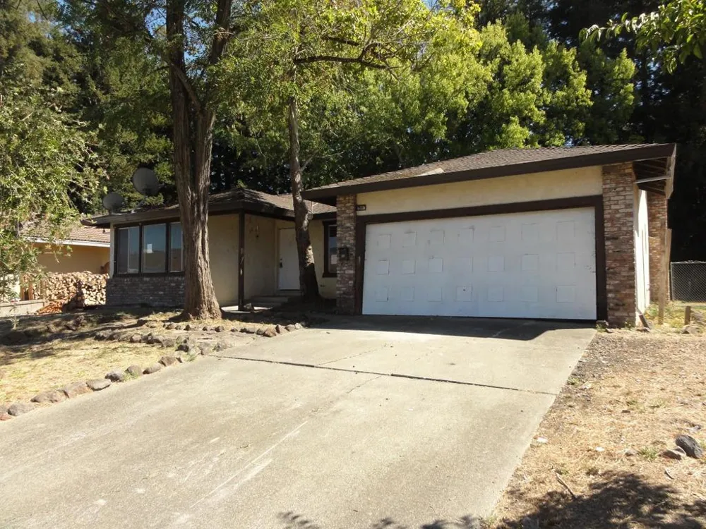 887 Santa Dorotea Circle Rohnert Park, CA 94928