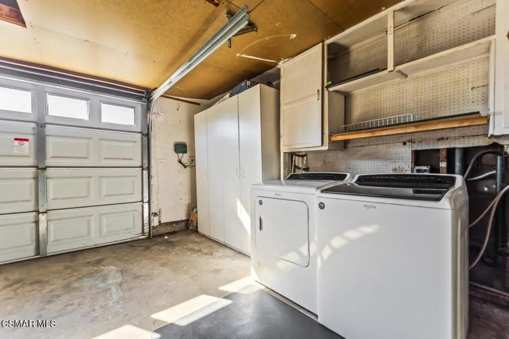 1217 Coventry Drive Thousand Oaks, CA 91360