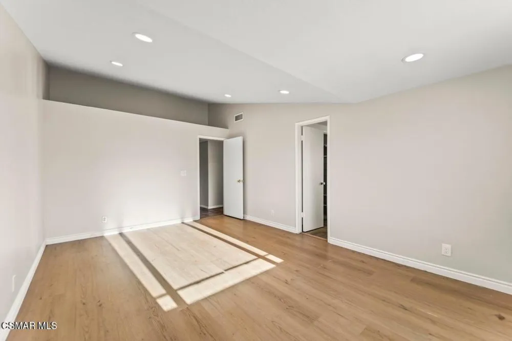 1217 Coventry Drive Thousand Oaks, CA 91360