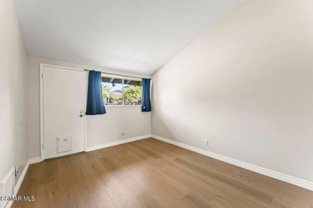 1217 Coventry Drive Thousand Oaks, CA 91360