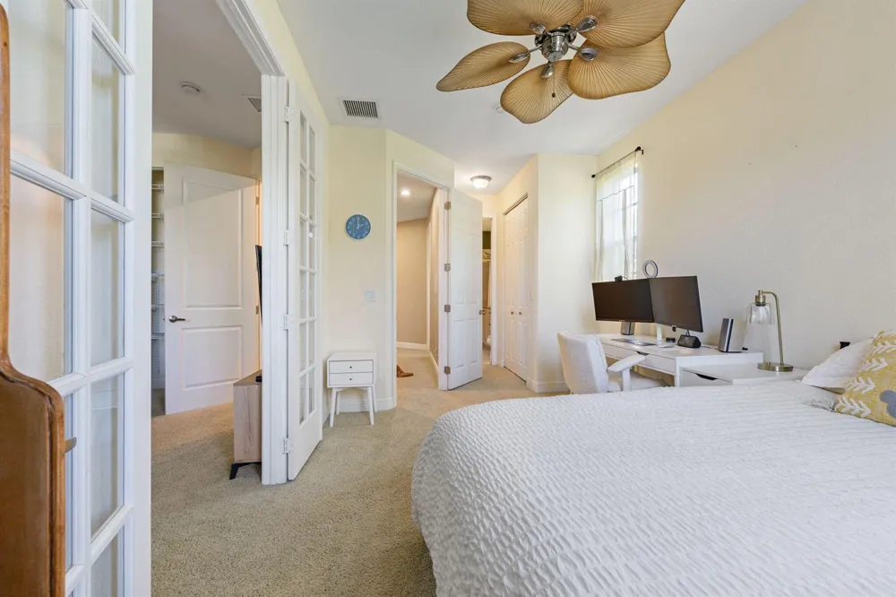 1323 NE 5TH TERRACE #1323 Fort Lauderdale, FL 33304