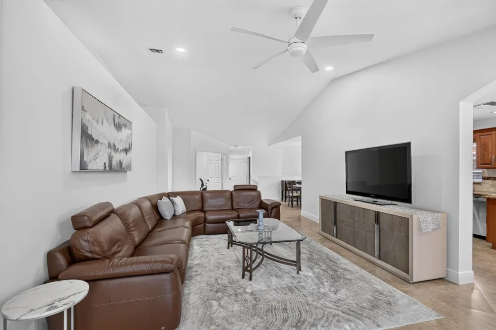 12447 Crystal Pointe Drive #201 Boynton Beach, FL 33437