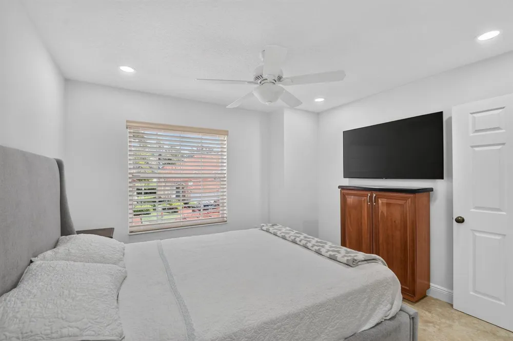 12447 Crystal Pointe Drive #201 Boynton Beach, FL 33437