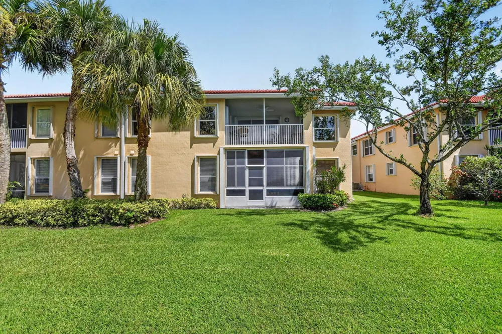 12447 Crystal Pointe Drive #201 Boynton Beach, FL 33437