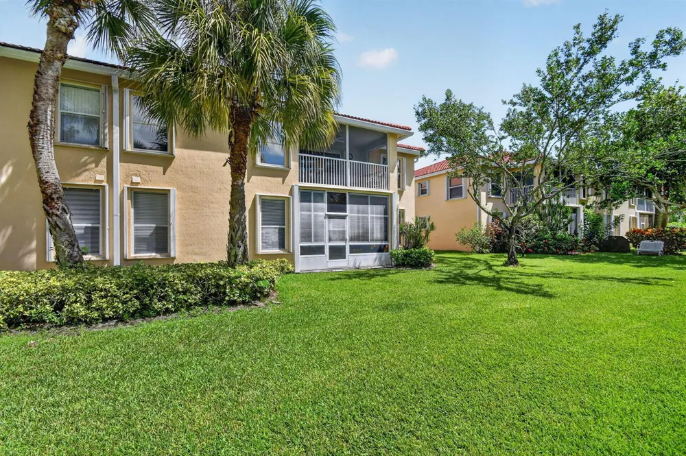 12447 Crystal Pointe Drive #201 Boynton Beach, FL 33437