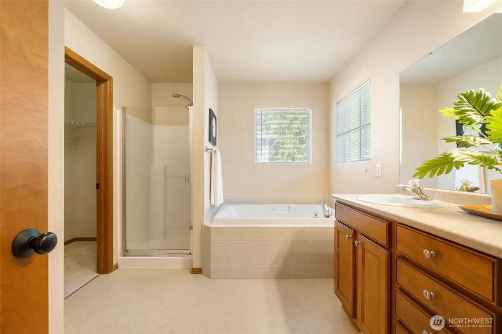 4523 SE Bakken Court Port Orchard, WA 98366