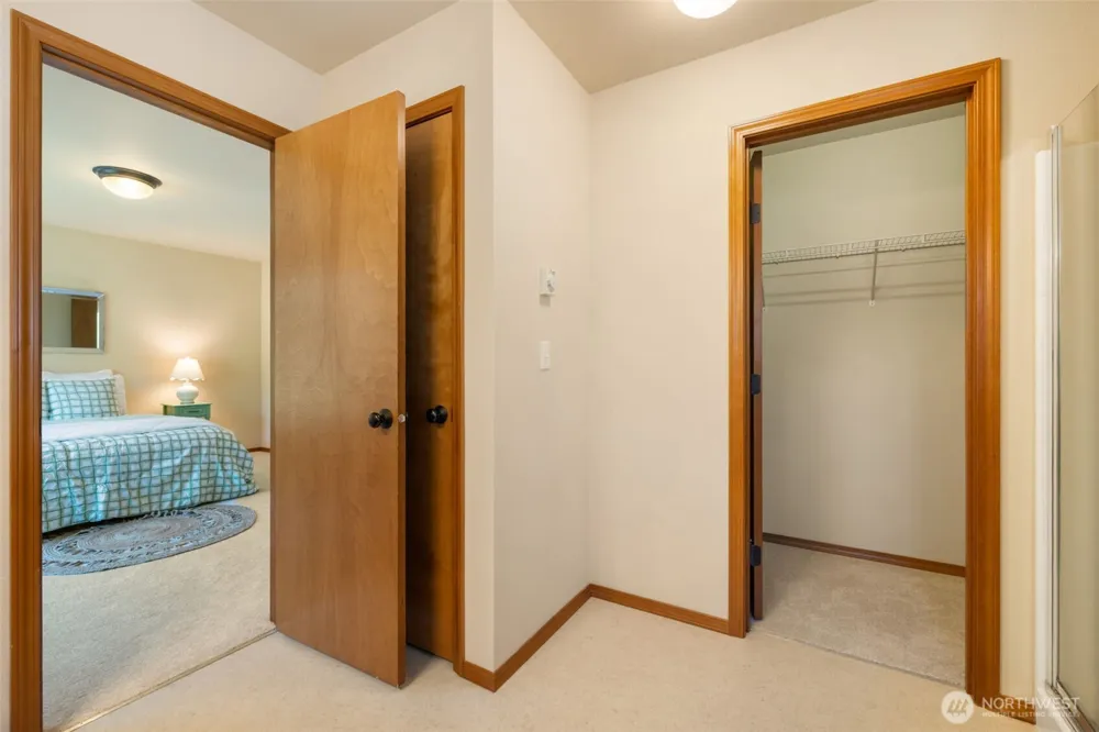 4523 SE Bakken Court Port Orchard, WA 98366