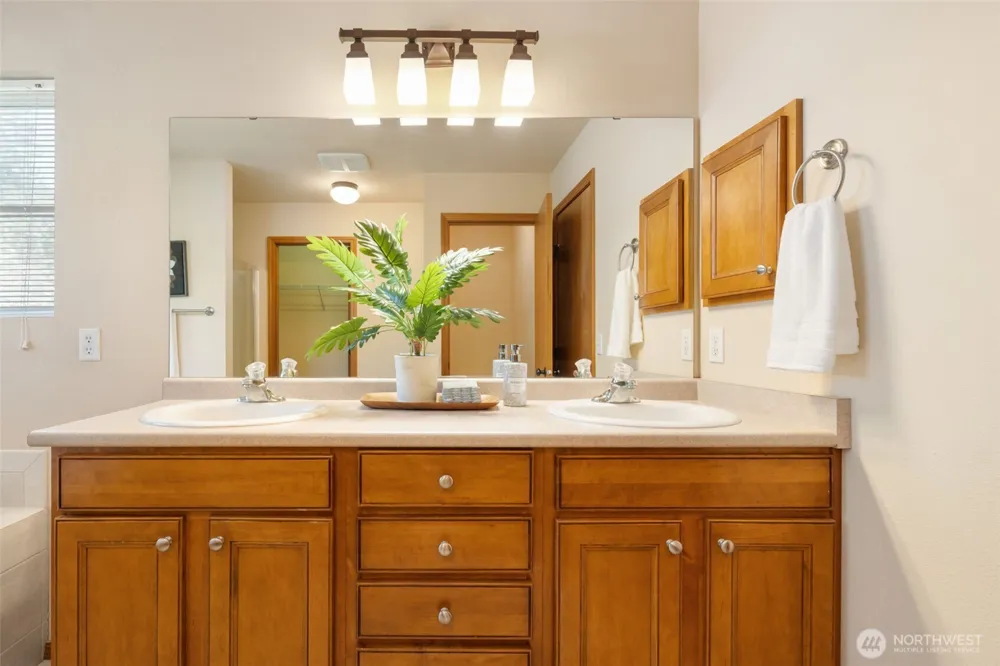 4523 SE Bakken Court Port Orchard, WA 98366