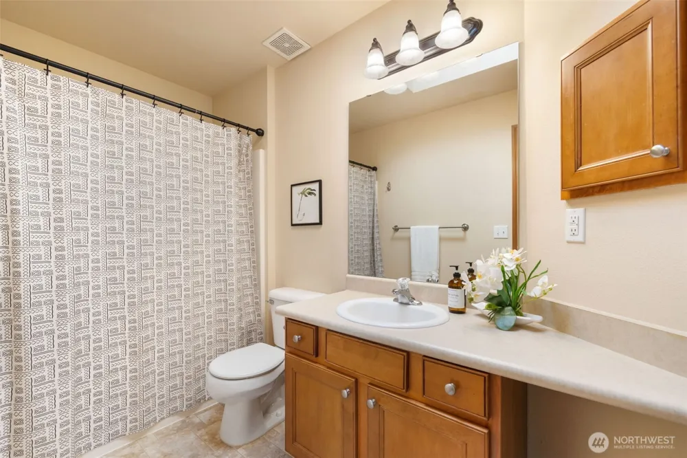 4523 SE Bakken Court Port Orchard, WA 98366