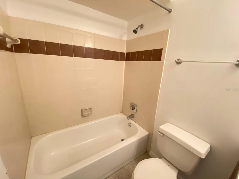 6166 WESTGATE DRIVE #103 Orlando, FL 32835
