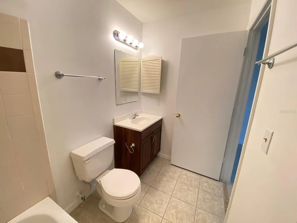 6166 WESTGATE DRIVE #103 Orlando, FL 32835