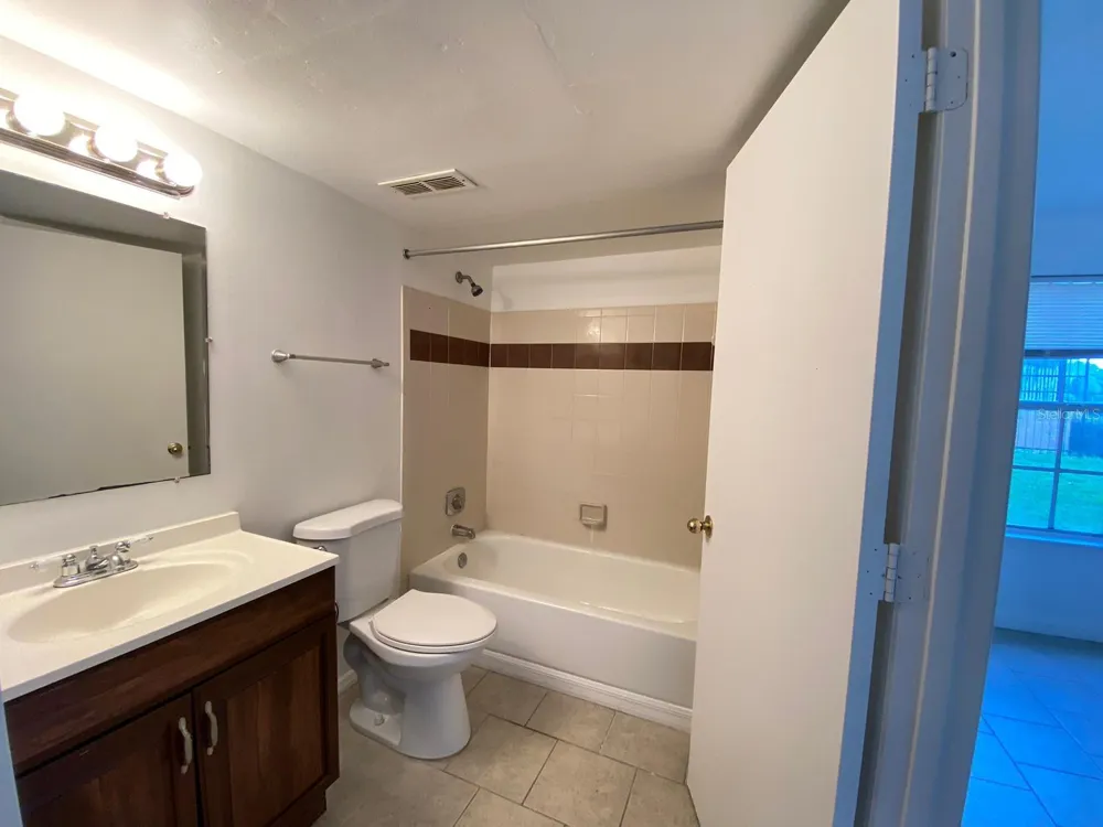 6166 WESTGATE DRIVE #103 Orlando, FL 32835