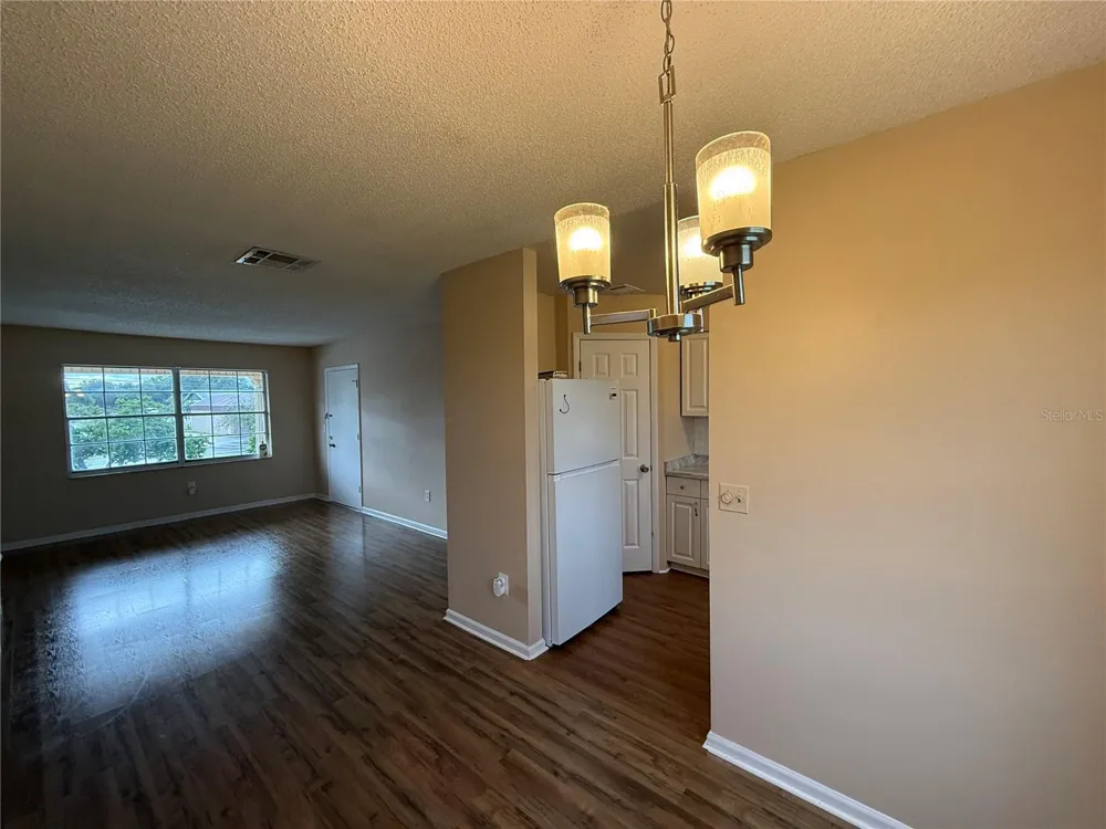 1920 E EDGEWOOD DRIVE #N8 Lakeland, FL 33803