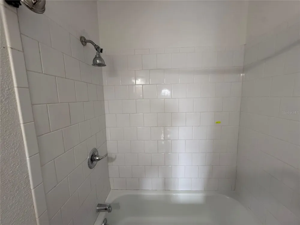 1920 E EDGEWOOD DRIVE #N8 Lakeland, FL 33803