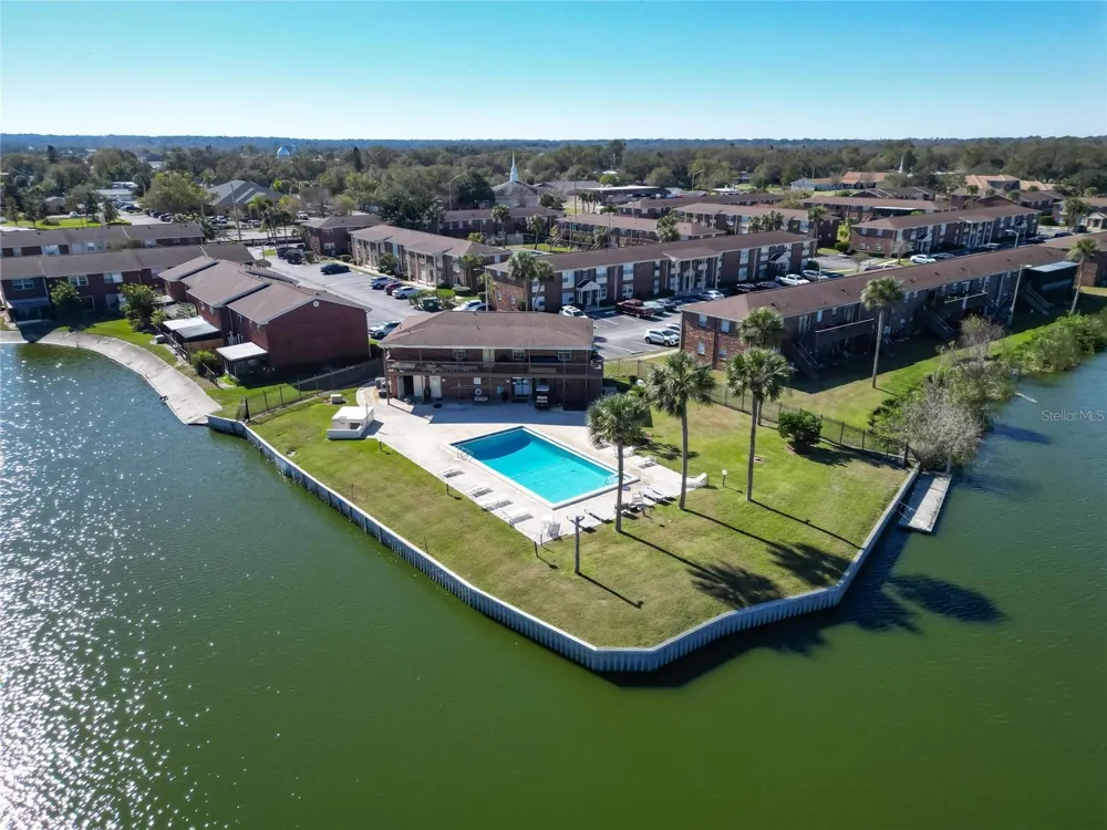 1920 E EDGEWOOD DRIVE #N8 Lakeland, FL 33803