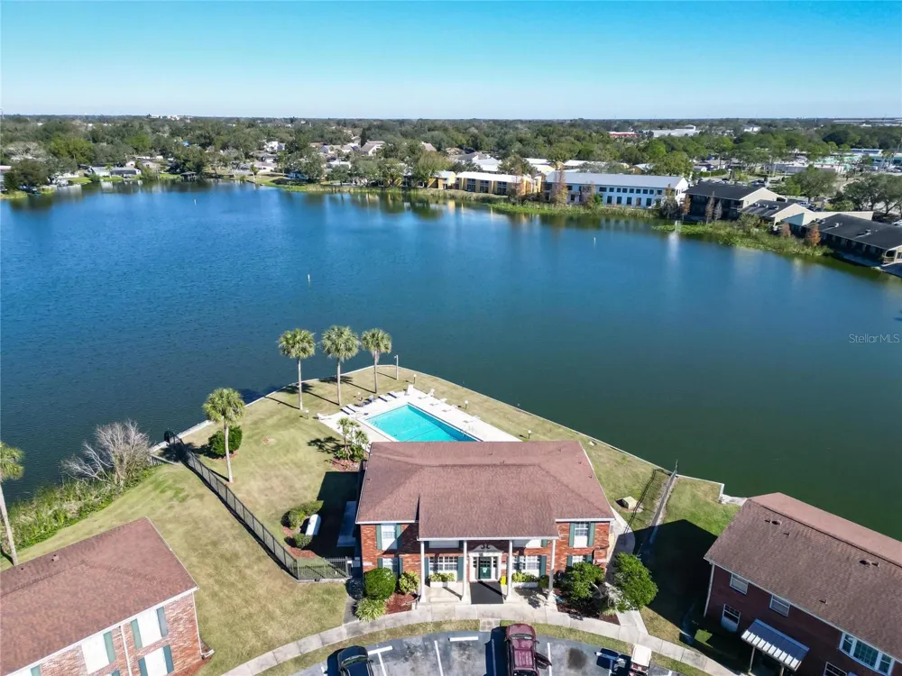 1920 E EDGEWOOD DRIVE #N8 Lakeland, FL 33803