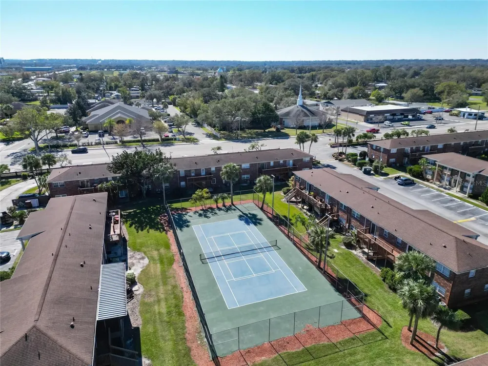 1920 E EDGEWOOD DRIVE #N8 Lakeland, FL 33803