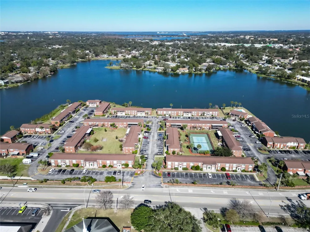 1920 E EDGEWOOD DRIVE #N8 Lakeland, FL 33803