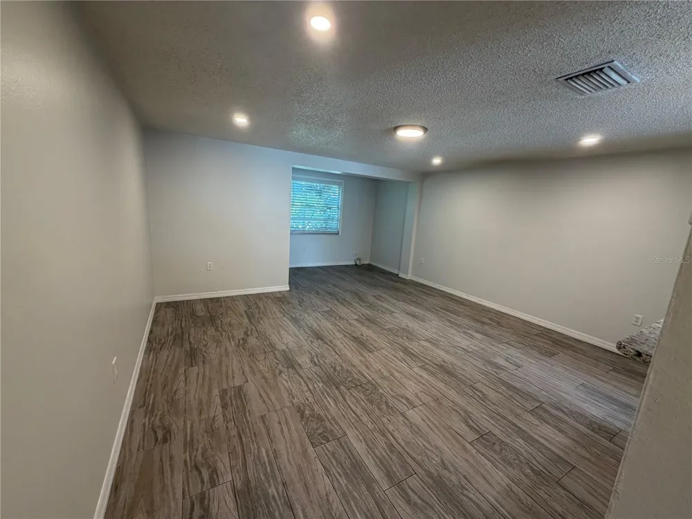 4121 79TH STREET W Bradenton, FL 34209