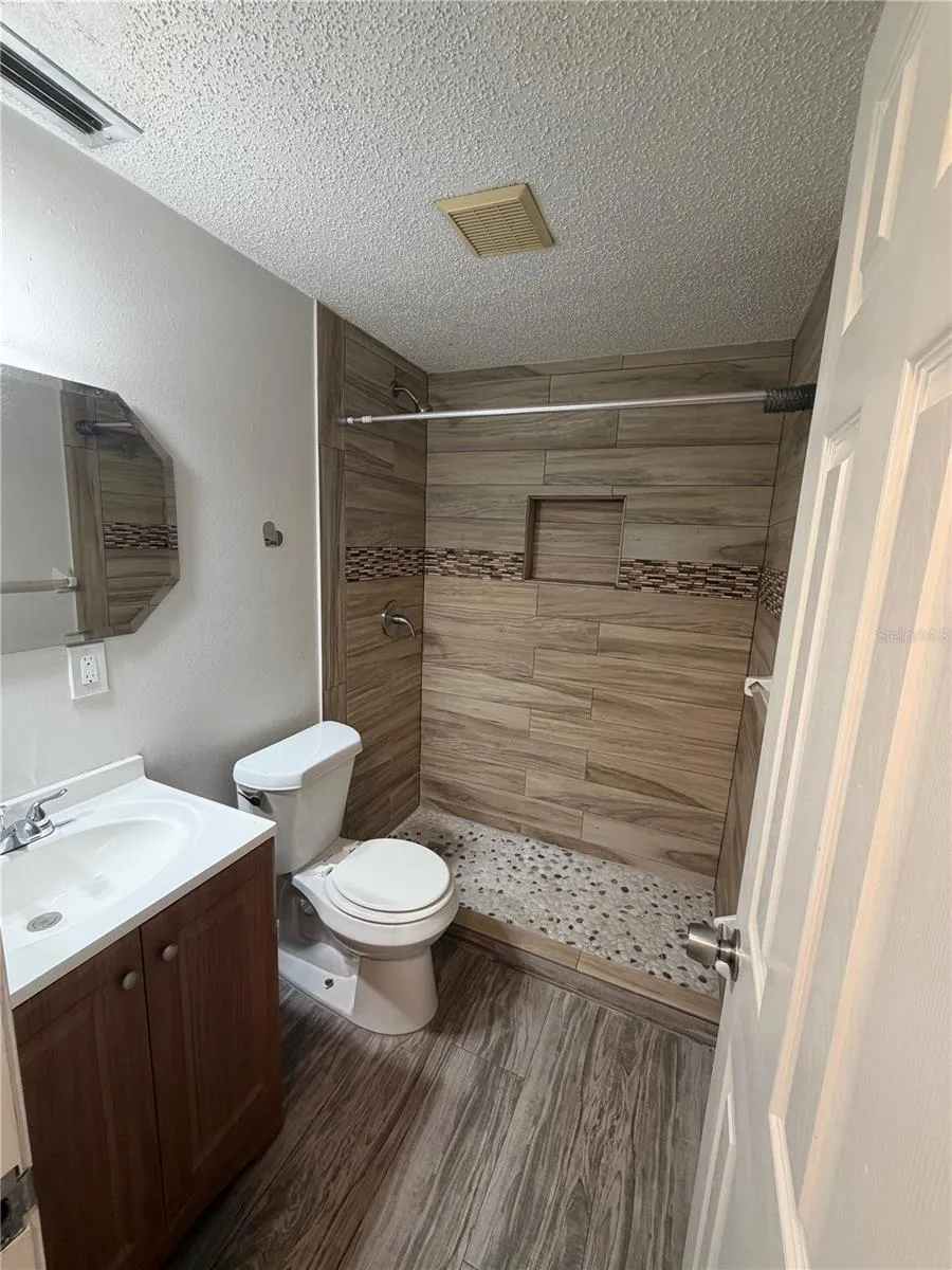4121 79TH STREET W Bradenton, FL 34209