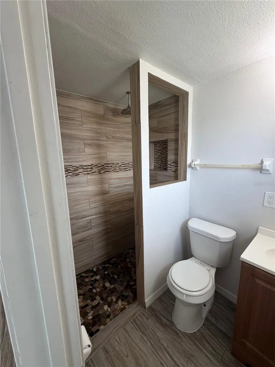 4121 79TH STREET W Bradenton, FL 34209