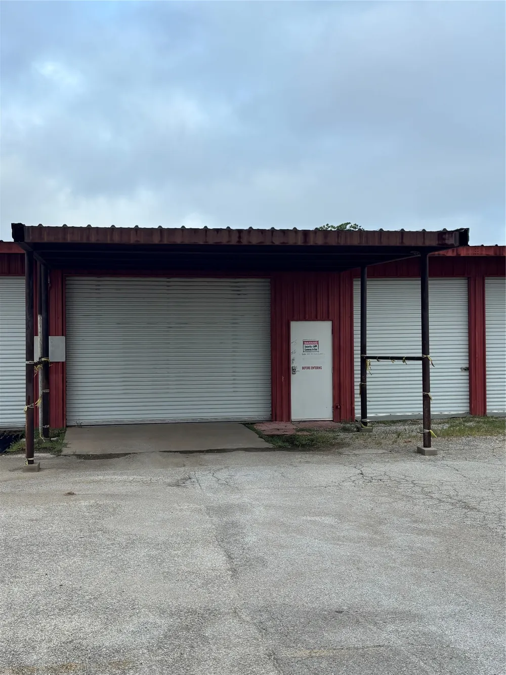 1717 E 4th Street E Graham, TX 76450